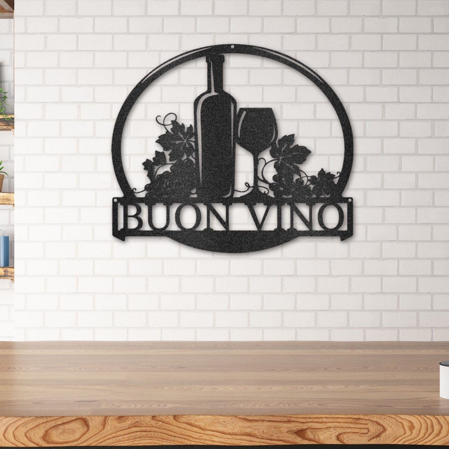 Vine Tinto Monogram