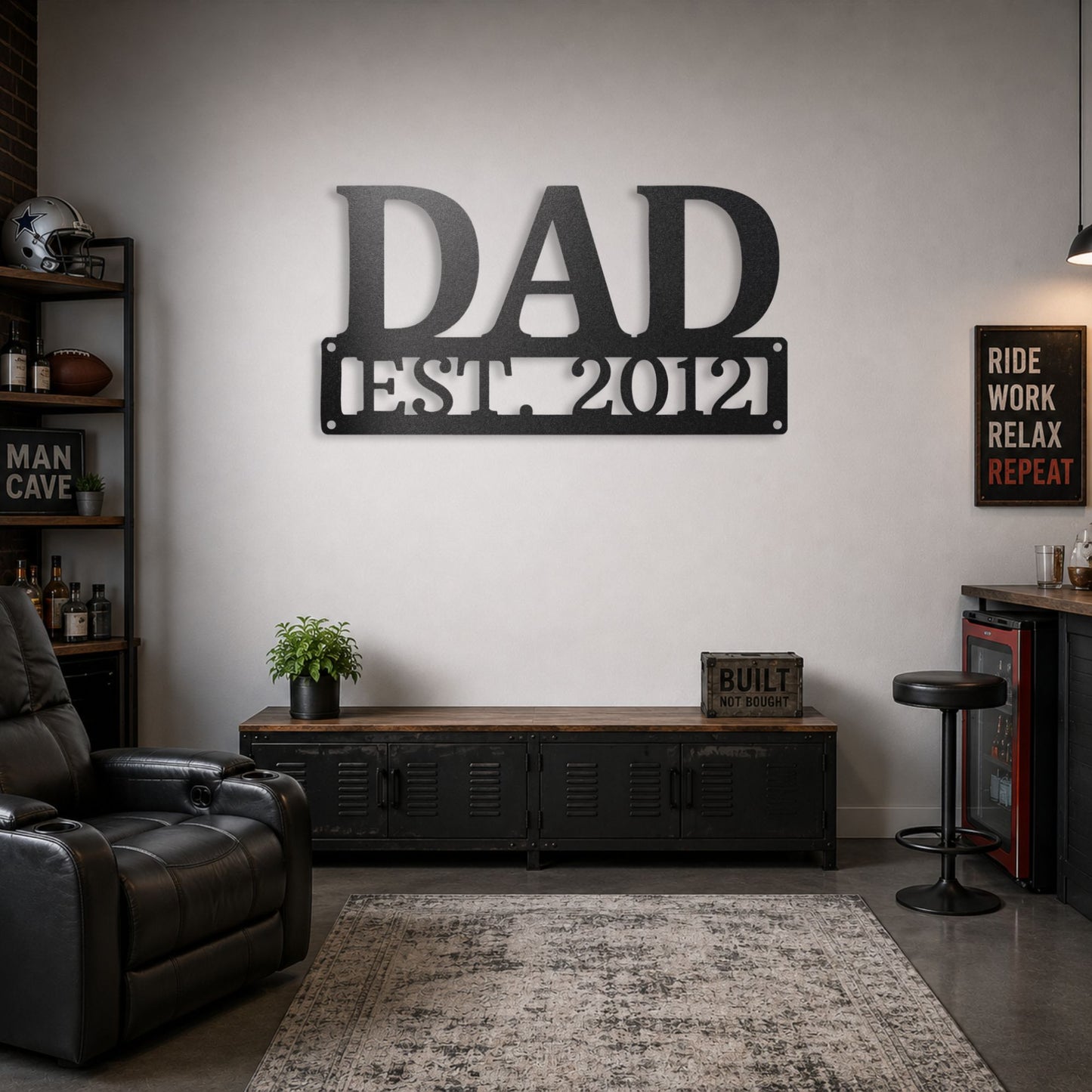 DAD EST MONOGRAM