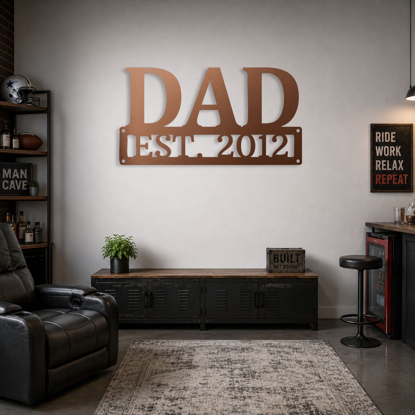 DAD EST MONOGRAM